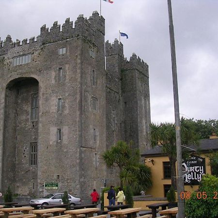 Bunratty Arms B&B Ngoại thất bức ảnh