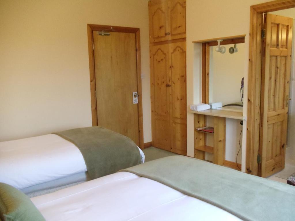 Bunratty Arms B&B Phòng bức ảnh